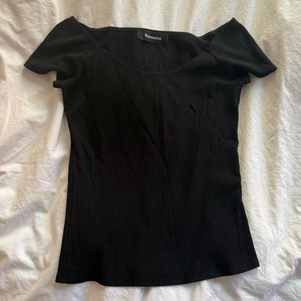 Women's Black Ribbed Top
